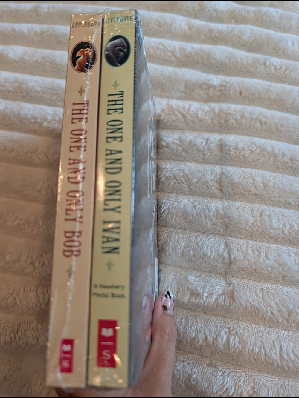 Scholastic The One and Only Ivan Hardcover - Dark Blue and Green Cover